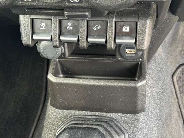 Used Suzuki Jimny 2023 for sale - 76202139: Photo 25