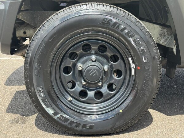 Used Suzuki Jimny 2023 for sale - 76202139: Photo 30