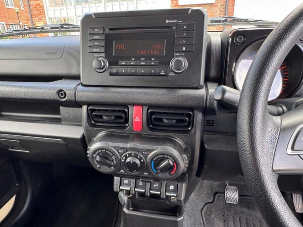 Used Suzuki Jimny 2023 for sale - 76202139: Photo 4