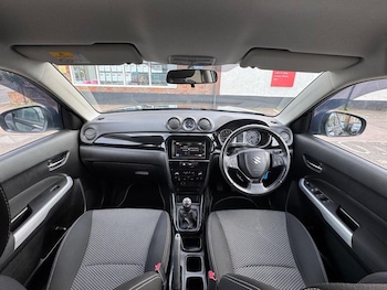 Used Suzuki Vitara 2018 for sale - 76202115: Photo 2
