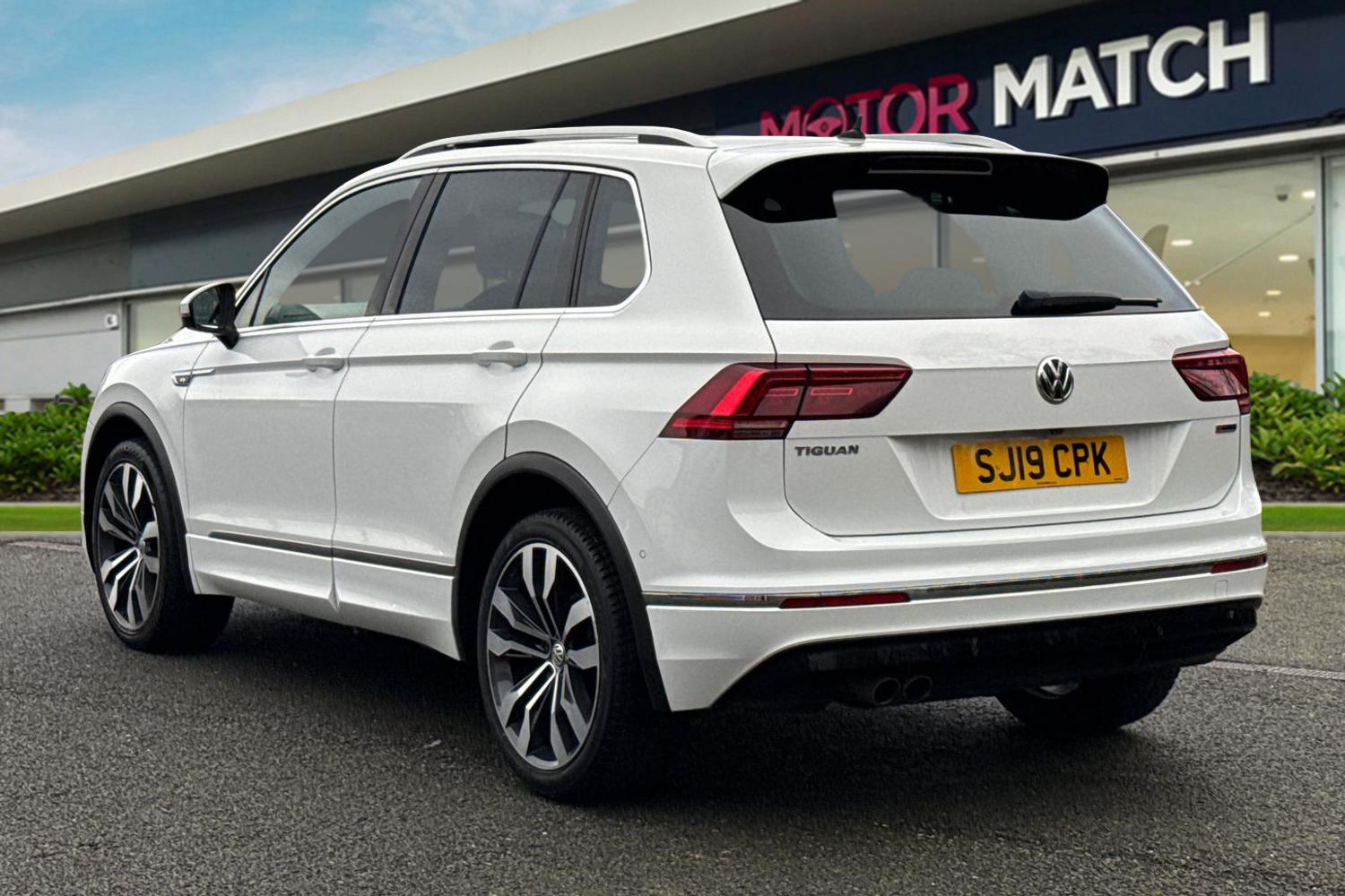Used Volkswagen Tiguan 2019 for sale - 77444031: Photo 2