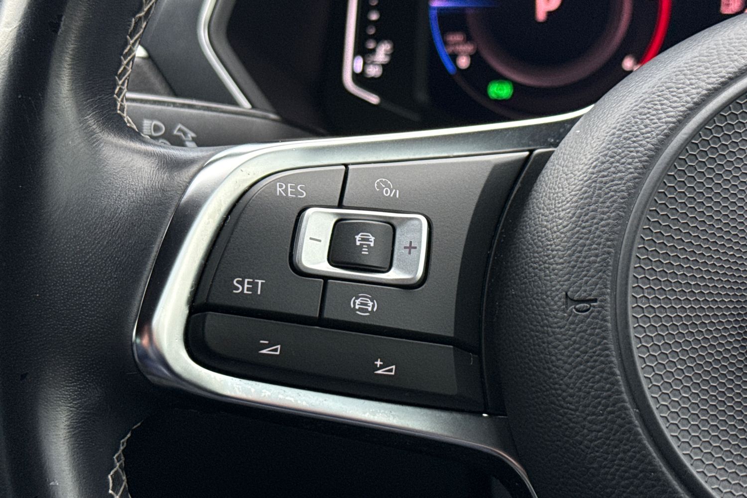 Used Volkswagen Tiguan 2019 for sale - 77444031: Photo 42