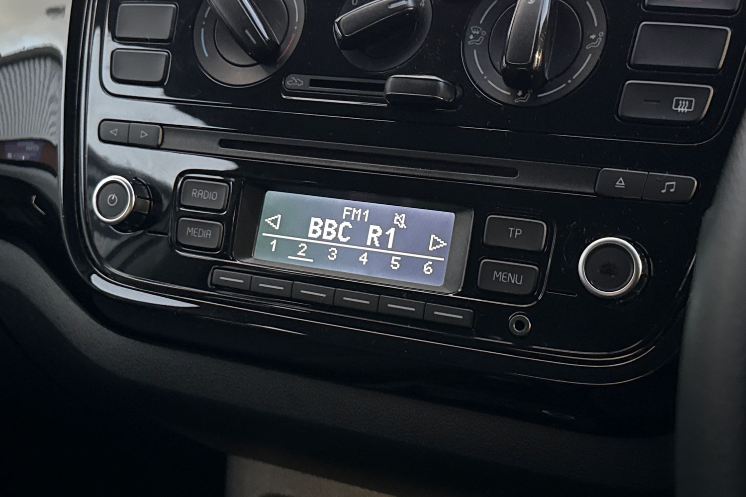 Used Volkswagen up! 2015 for sale - 76411659: Photo 17