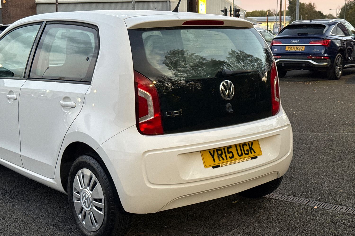 Used Volkswagen up! 2015 for sale - 76411659: Photo 8