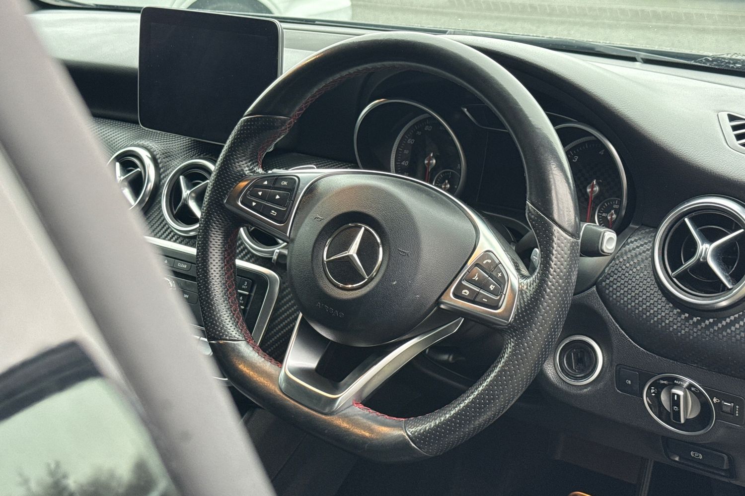 Used Mercedes-Benz A-Class 2017 for sale - 77527295: Photo 31