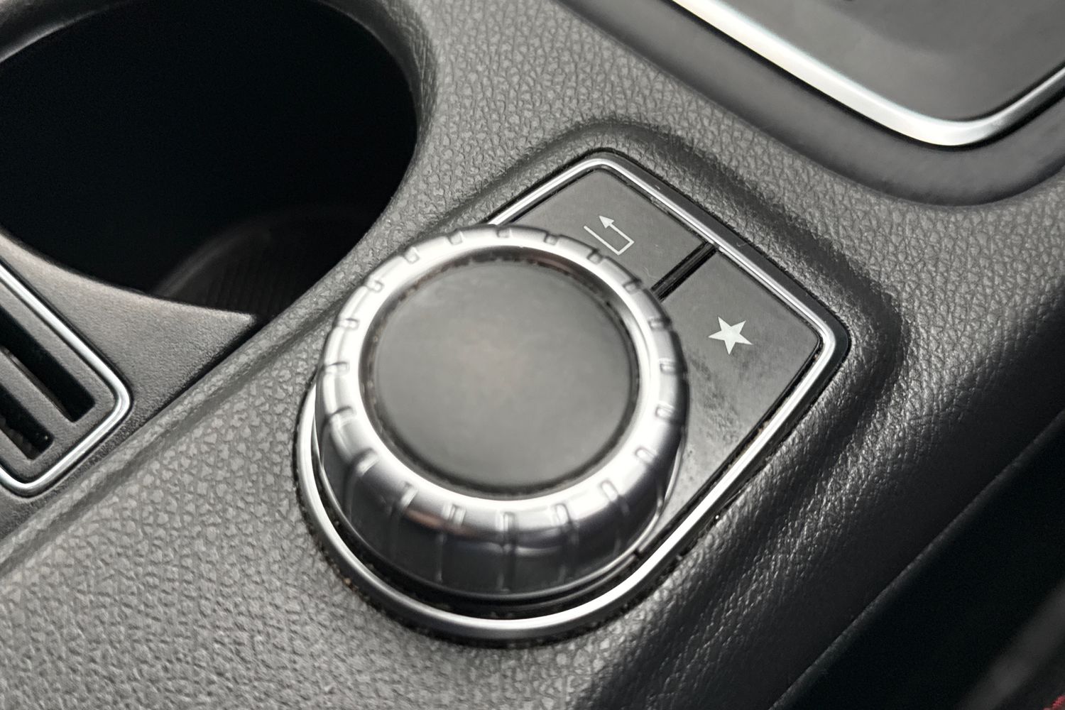 Used Mercedes-Benz A-Class 2017 for sale - 77527295: Photo 40