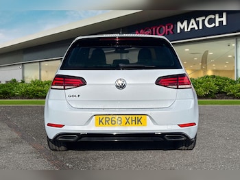 Used Volkswagen Golf 2018 for sale - 78224343: Photo