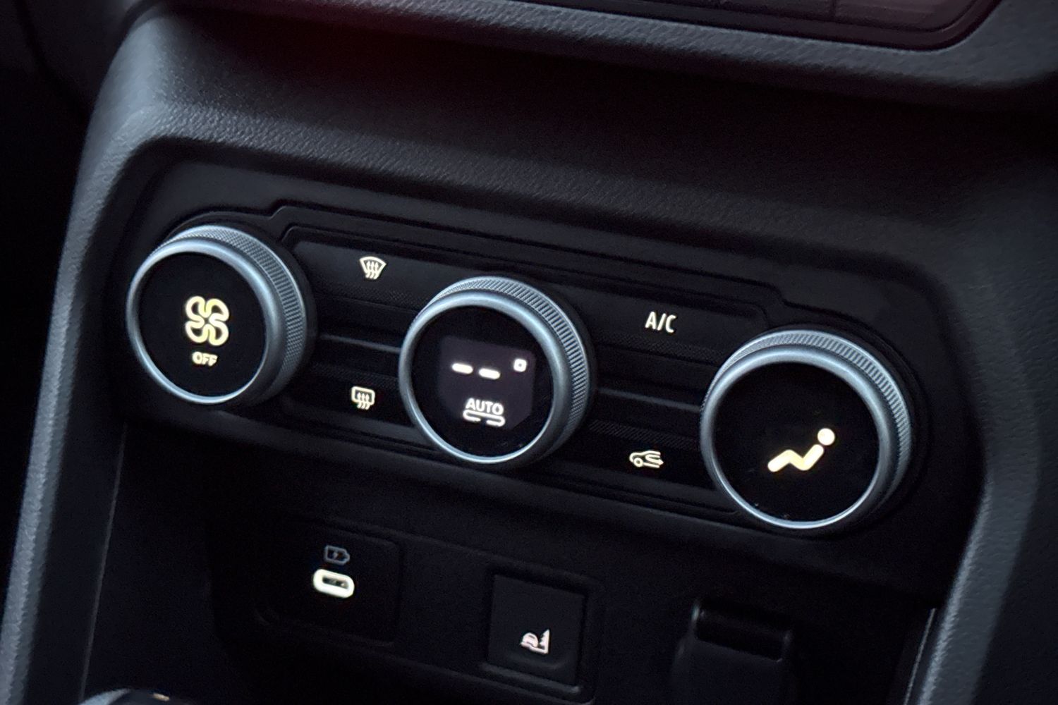 Used Dacia Jogger 2024 for sale - 77355462: Photo 22