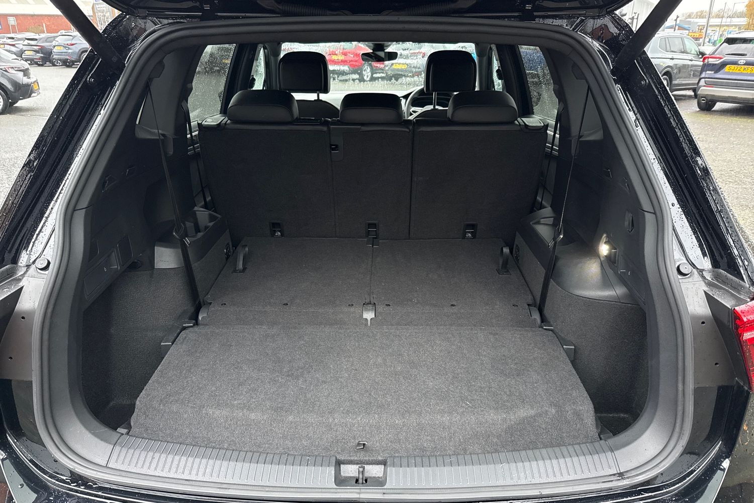 Used Volkswagen Tiguan Allspace 2024 for sale - 76820141: Photo 7