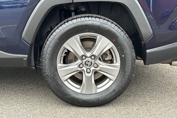 Used Toyota RAV4 2022 for sale - 76236707: Photo 11