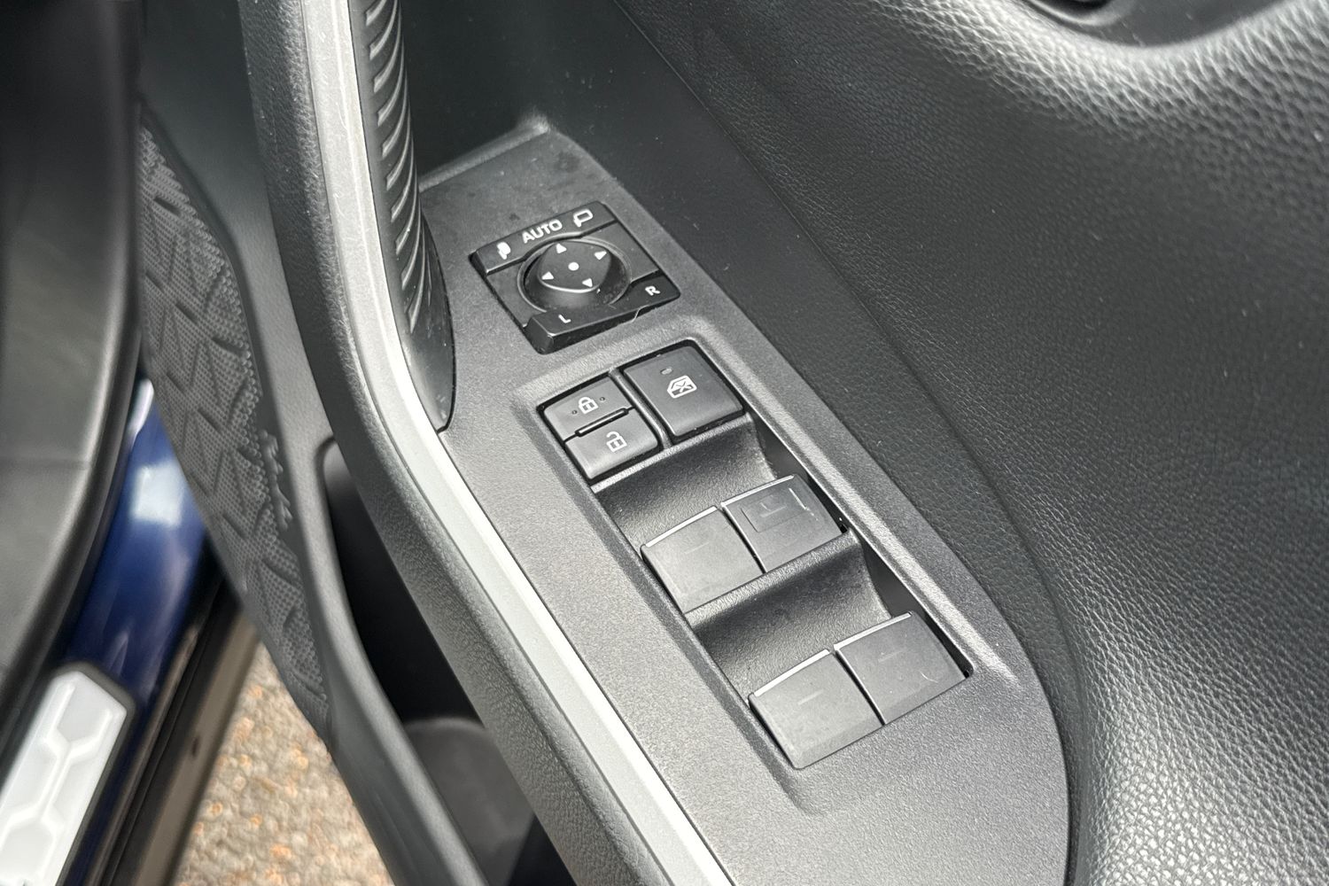 Used Toyota RAV4 2022 for sale - 76236707: Photo 21