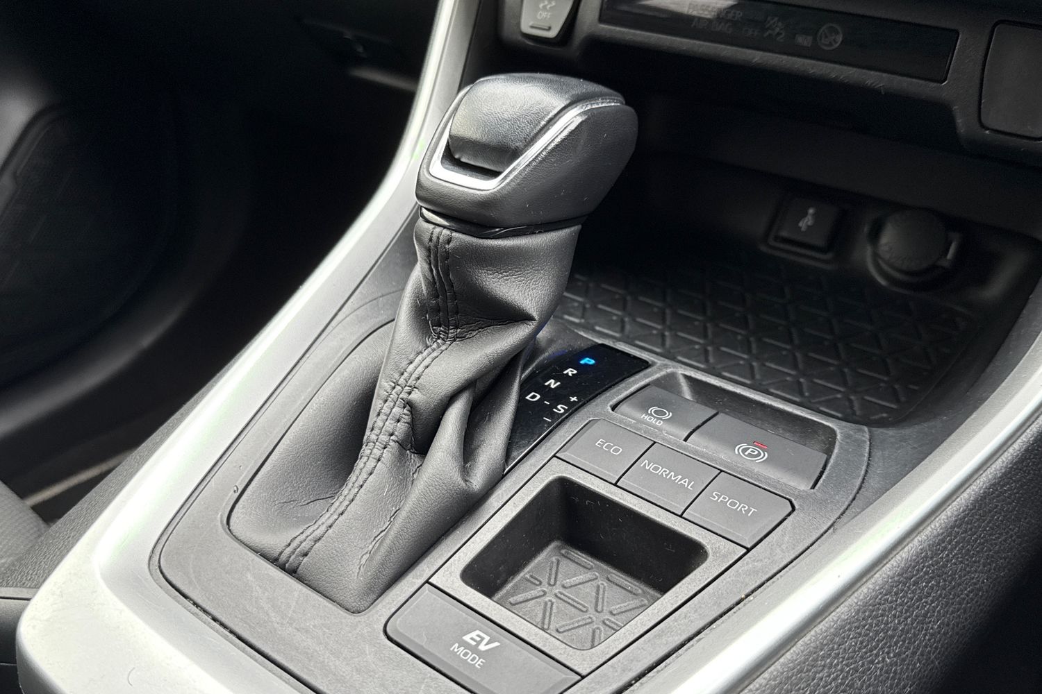 Used Toyota RAV4 2022 for sale - 76236707: Photo 23