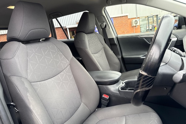 Used Toyota RAV4 2022 for sale - 76236707: Photo 23