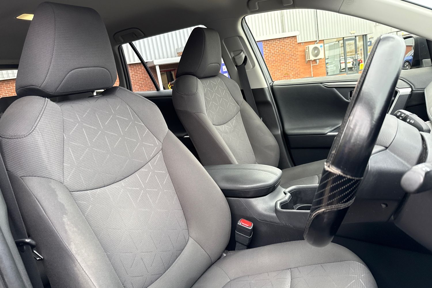 Used Toyota RAV4 2022 for sale - 76236707: Photo 24