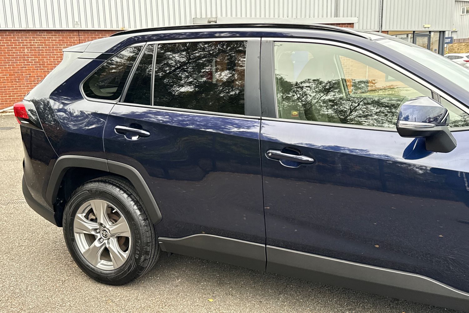 Used Toyota RAV4 2022 for sale - 76236707: Photo 29