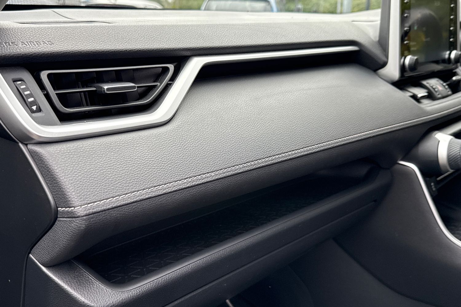 Used Toyota RAV4 2022 for sale - 76236707: Photo 34