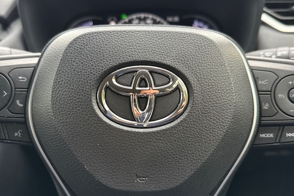 Used Toyota RAV4 2022 for sale - 76236707: Photo 34