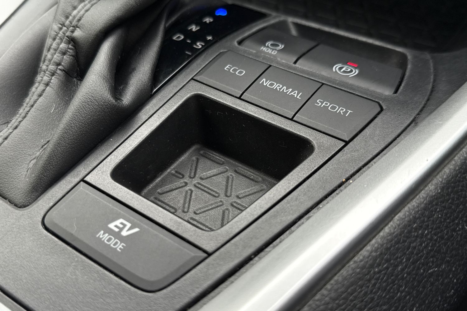 Used Toyota RAV4 2022 for sale - 76236707: Photo 42