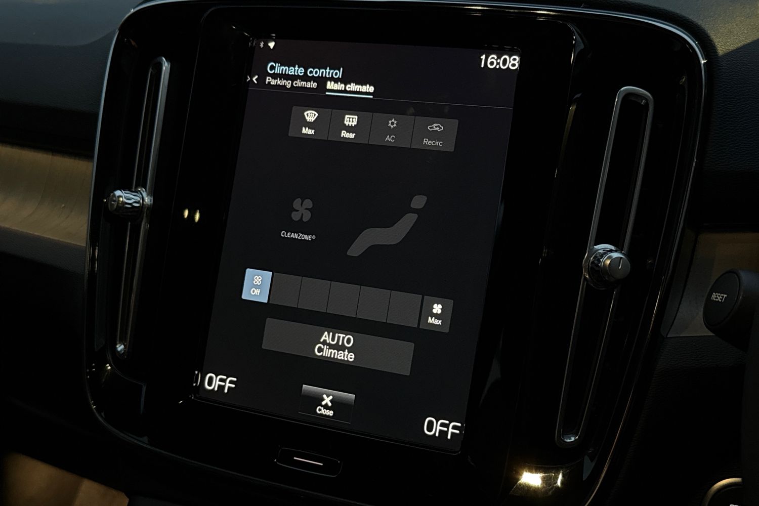 Used Volvo XC40 2021 for sale - 76827890: Photo 22