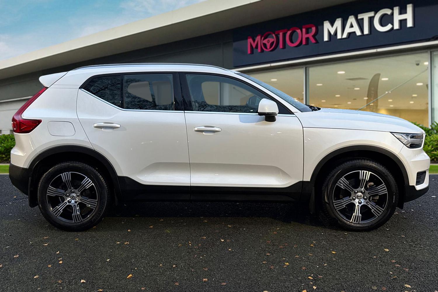 Used Volvo XC40 2021 for sale - 76827890: Photo 3