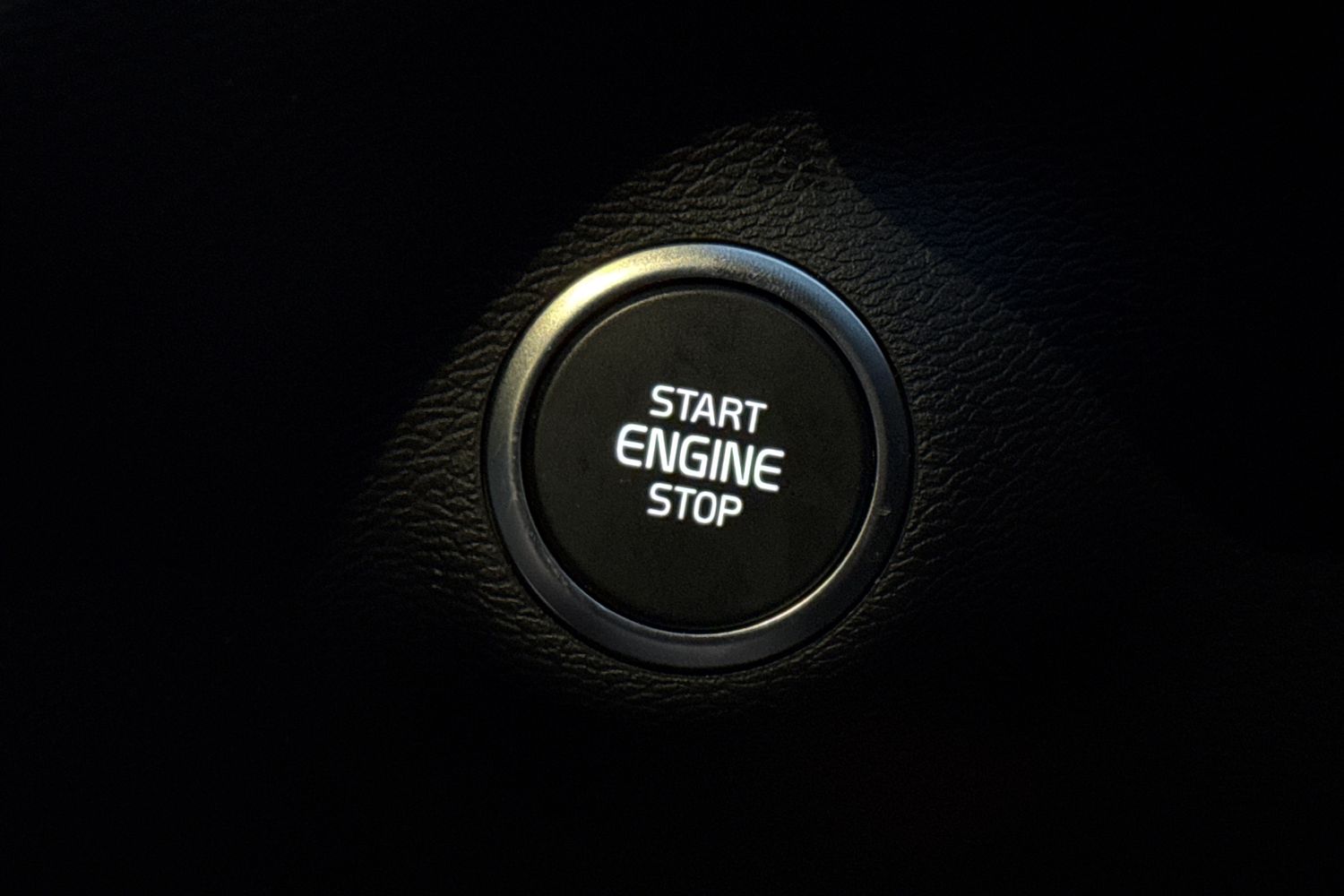 Used Volvo XC40 2021 for sale - 76827890: Photo 44