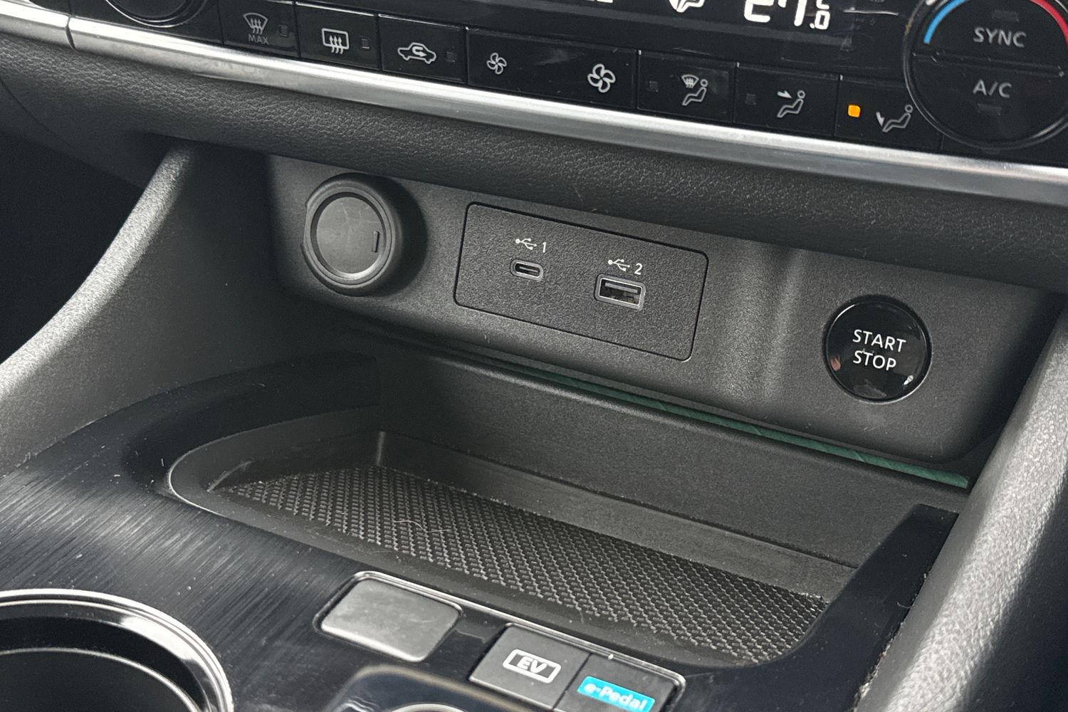 Used Nissan X-Trail 2024 for sale - 77914297: Photo 42