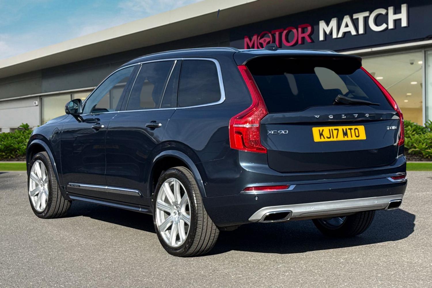 Used Volvo XC90 2017 for sale - 78168582: Photo 2