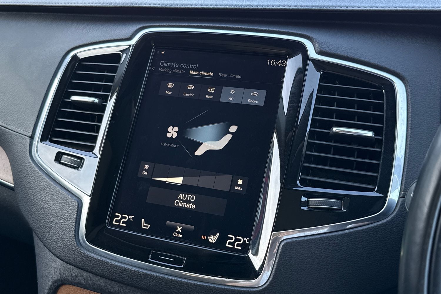 Used Volvo XC90 2017 for sale - 78168582: Photo 22