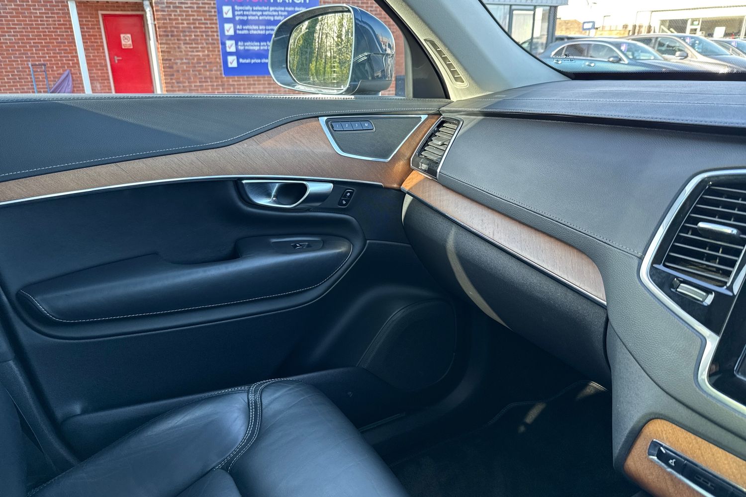 Used Volvo XC90 2017 for sale - 78168582: Photo 42