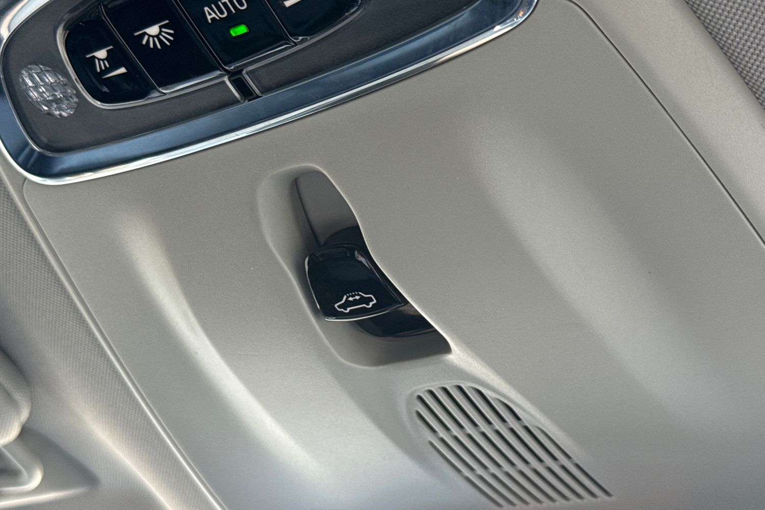 Used Volvo XC90 2017 for sale - 78168582: Photo 45