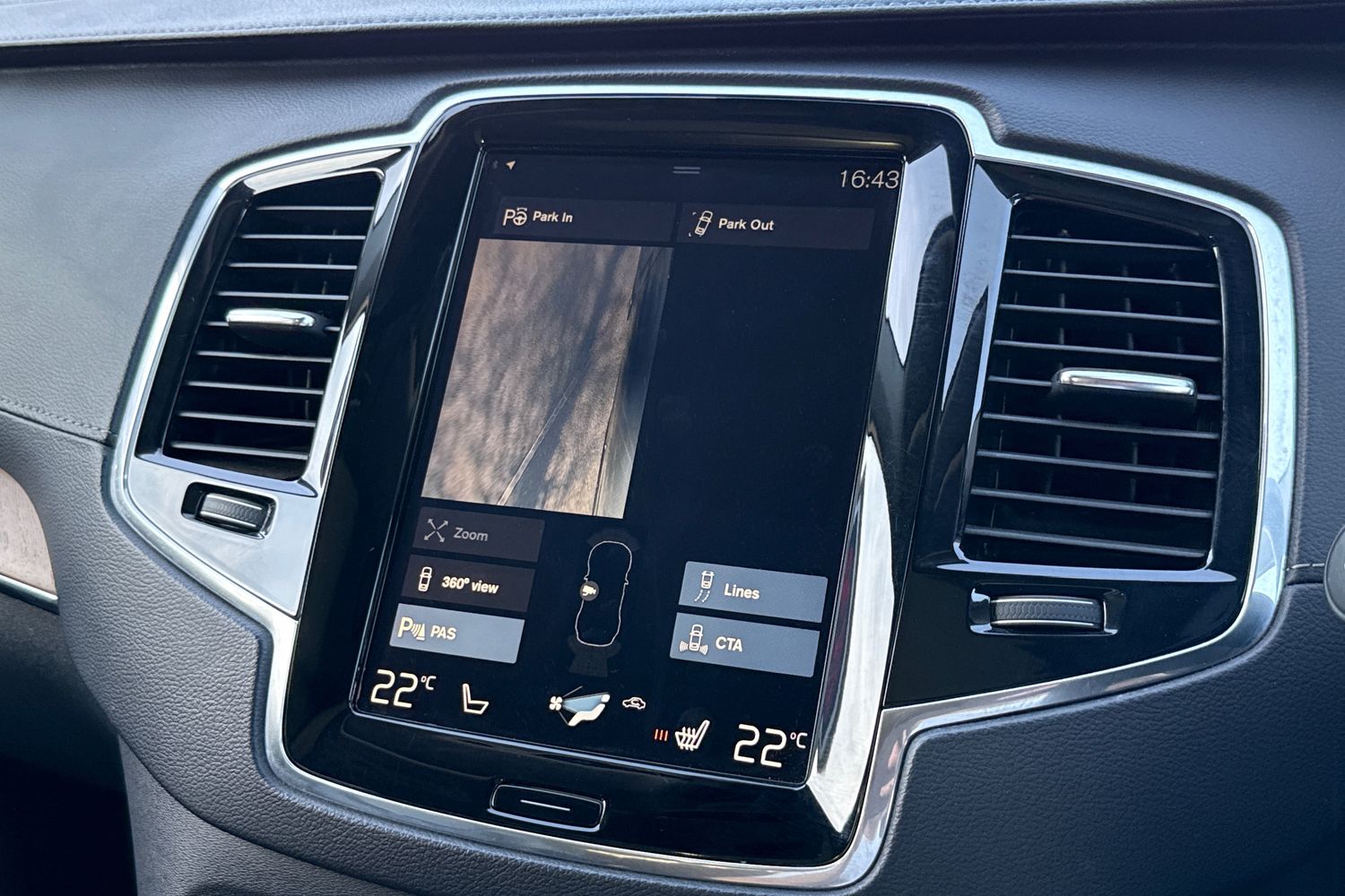 Used Volvo XC90 2017 for sale - 78168582: Photo 51