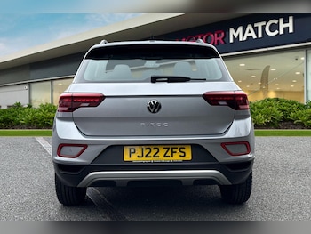 Used Volkswagen T-Roc 2022 for sale - 79138296: Photo