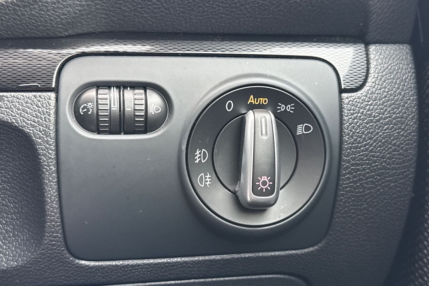 Used Volkswagen Scirocco 2015 for sale - 76520096: Photo 27