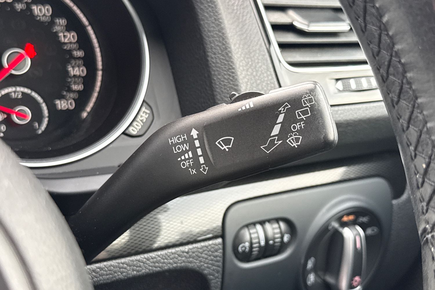 Used Volkswagen Scirocco 2015 for sale - 76520096: Photo 28