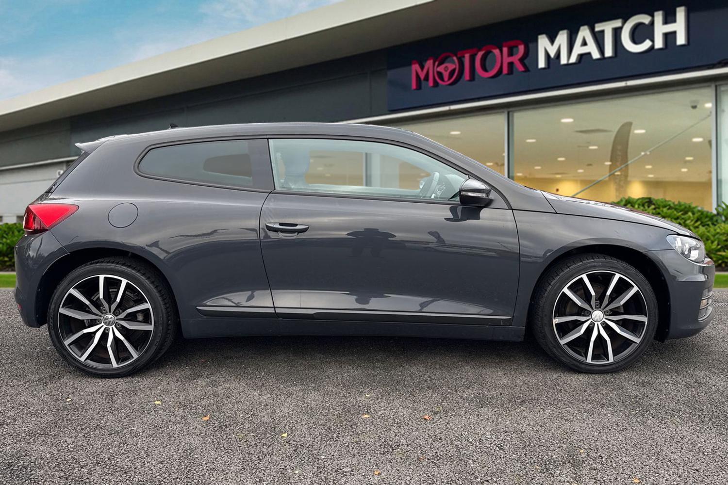 Used Volkswagen Scirocco 2015 for sale - 76520096: Photo 3