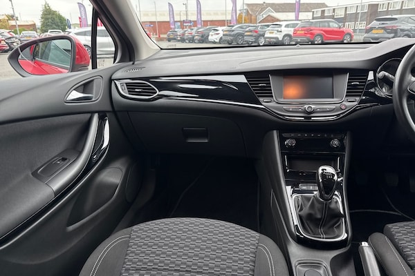 Used Vauxhall Astra 2018 for sale - 76274763: Photo 15