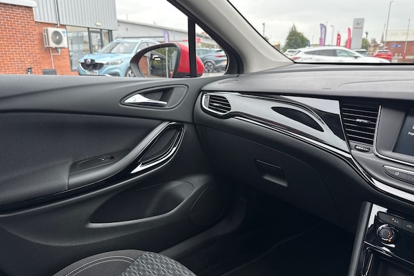 Used Vauxhall Astra 2018 for sale - 76274763: Photo 40
