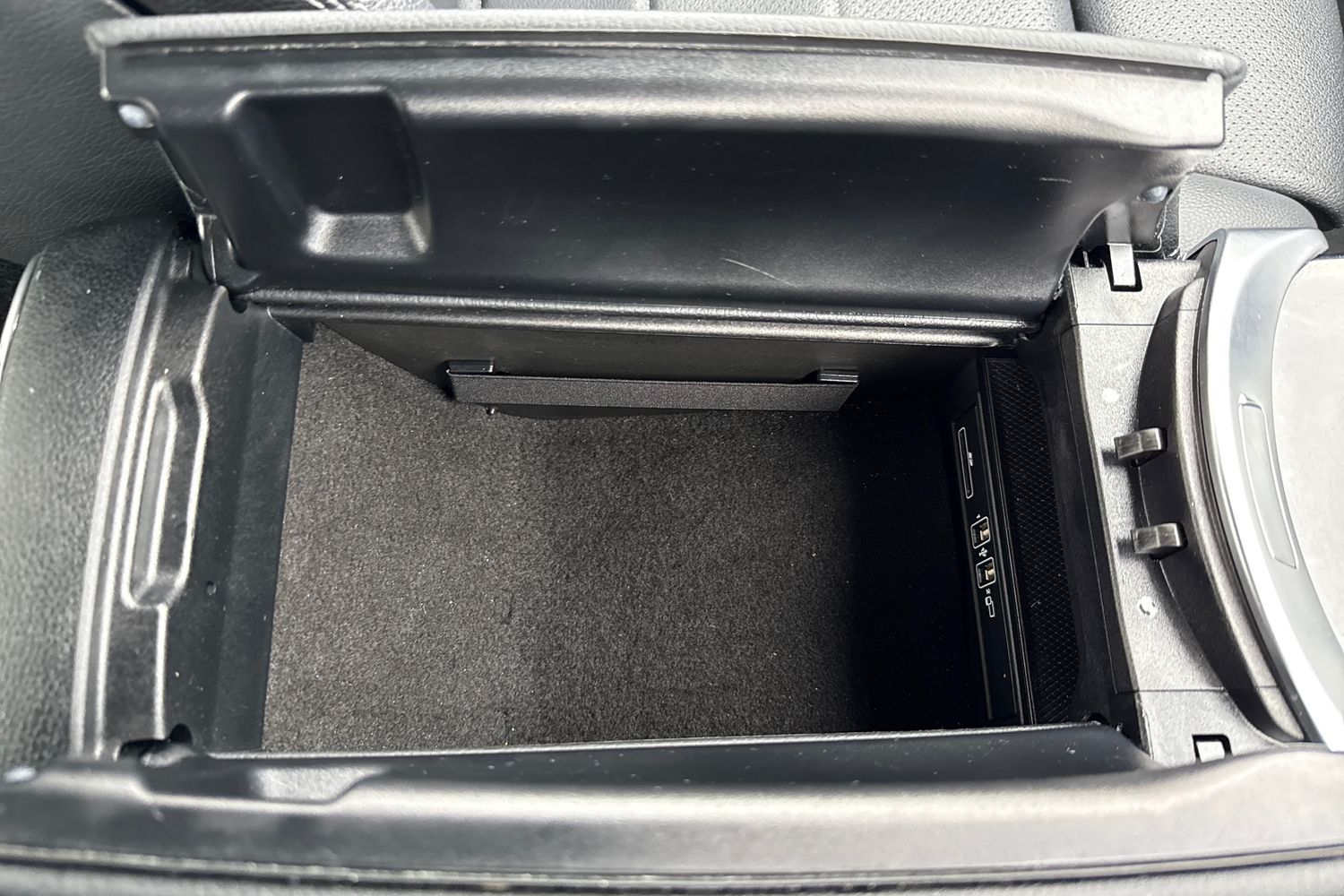 Used Mercedes-Benz C Class 2019 for sale - 77728586: Photo 44