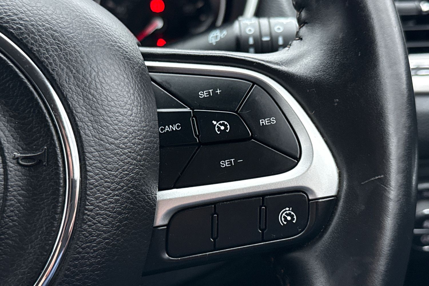 Used Jeep Compass 2018 for sale - 76884255: Photo 42