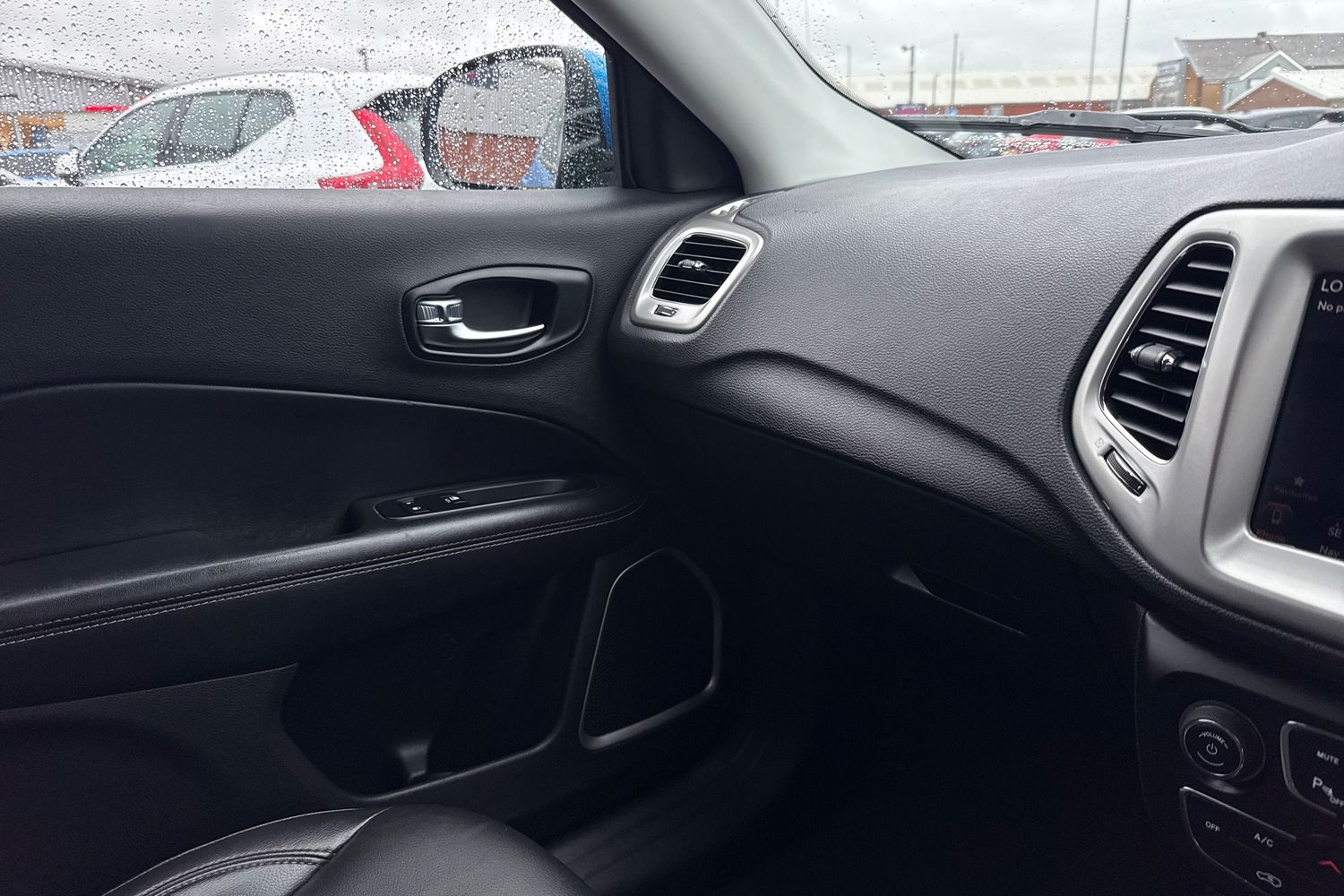 Used Jeep Compass 2018 for sale - 76884255: Photo 48