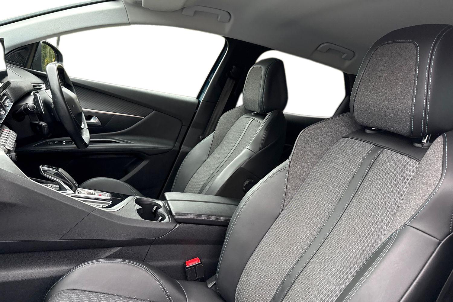 Used Peugeot 3008 2021 for sale - 76541116: Photo 16