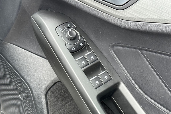 Used Ford Focus 2023 for sale - 75428021: Photo 21