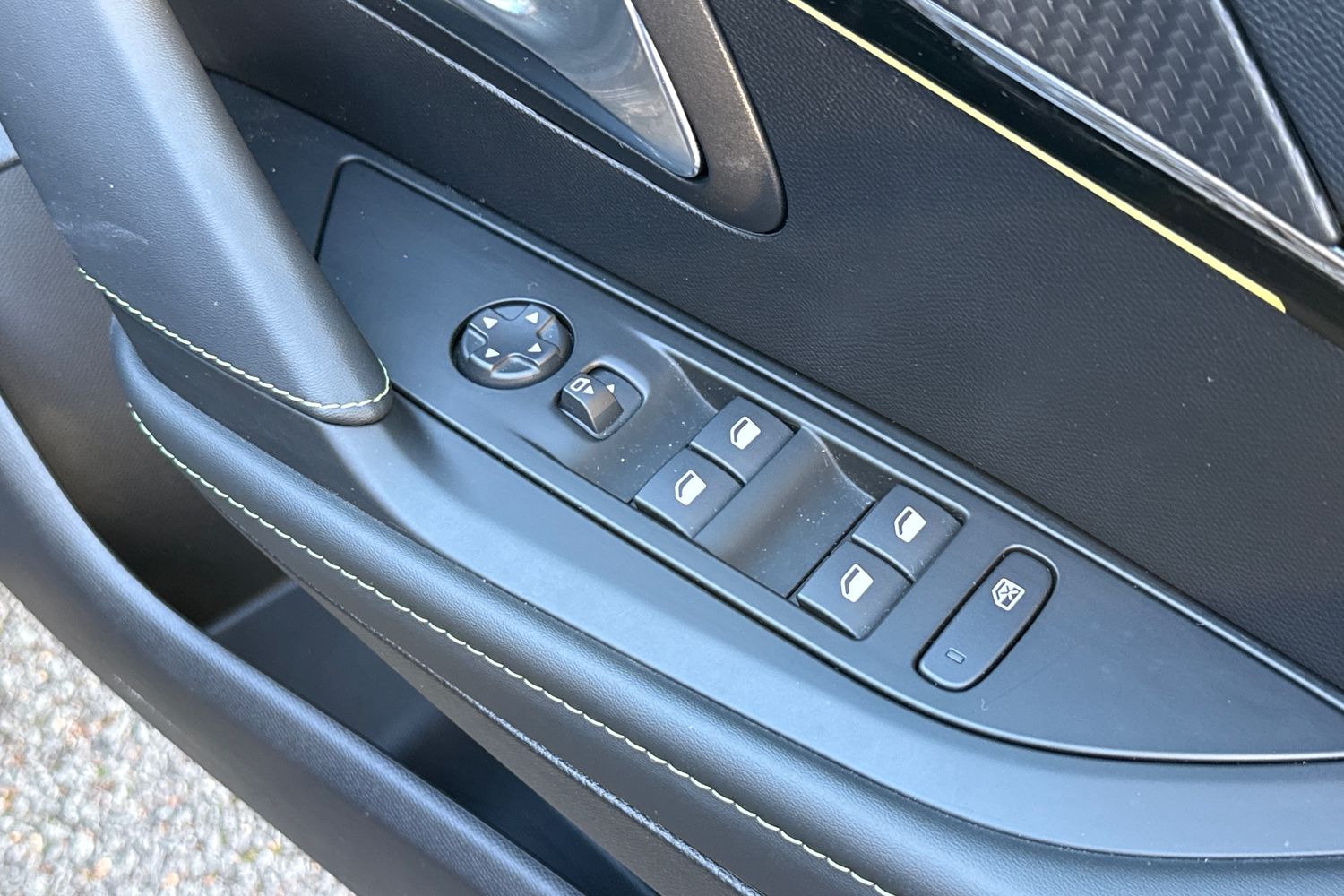 Used Peugeot 208 2023 for sale - 76610913: Photo 18