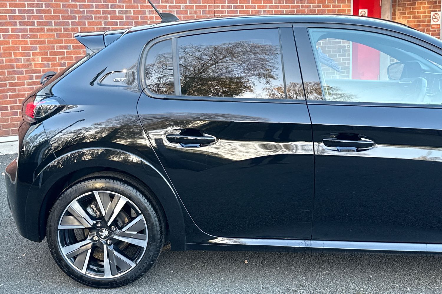 Used Peugeot 208 2023 for sale - 76610913: Photo 29