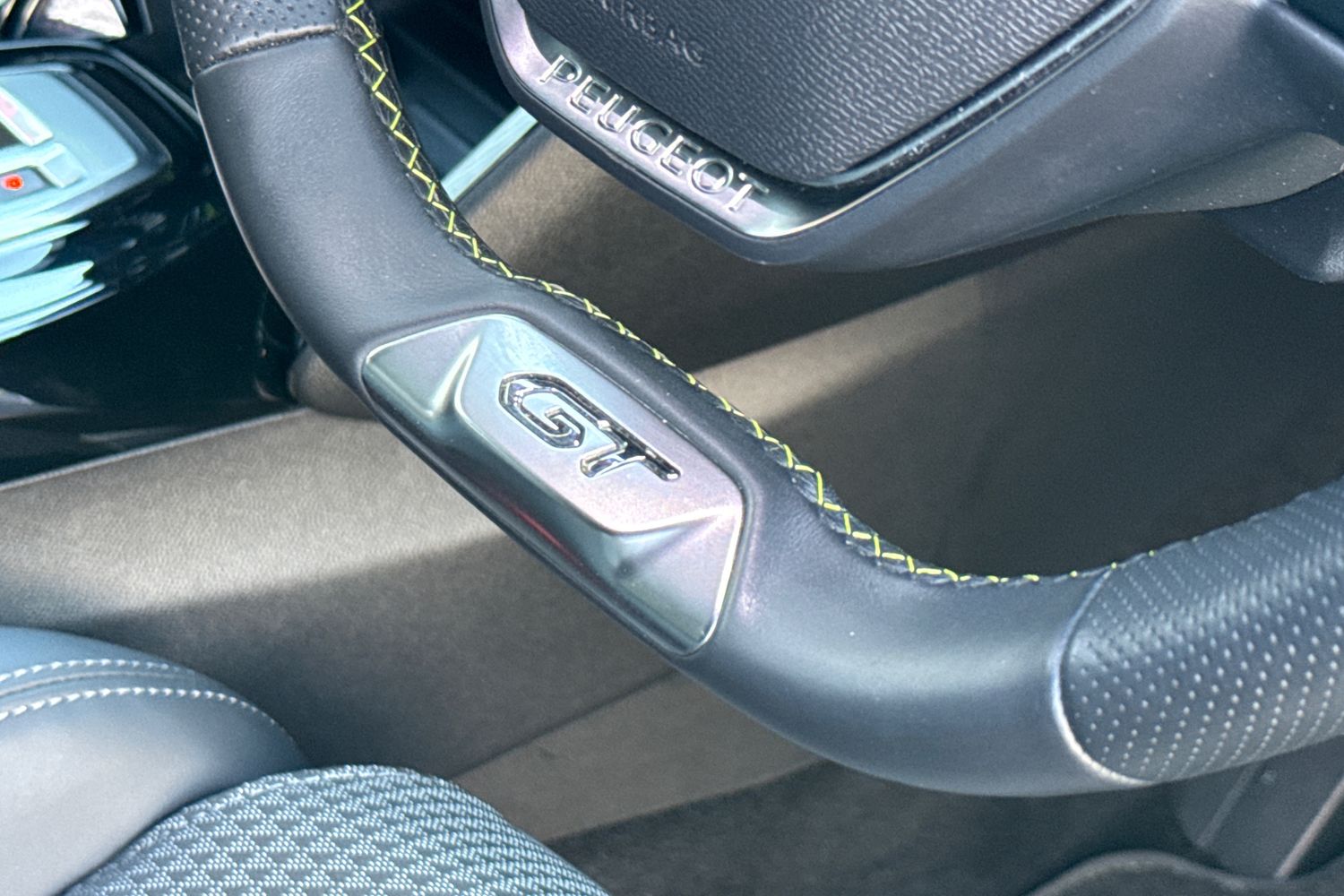 Used Peugeot 208 2023 for sale - 76610913: Photo 31