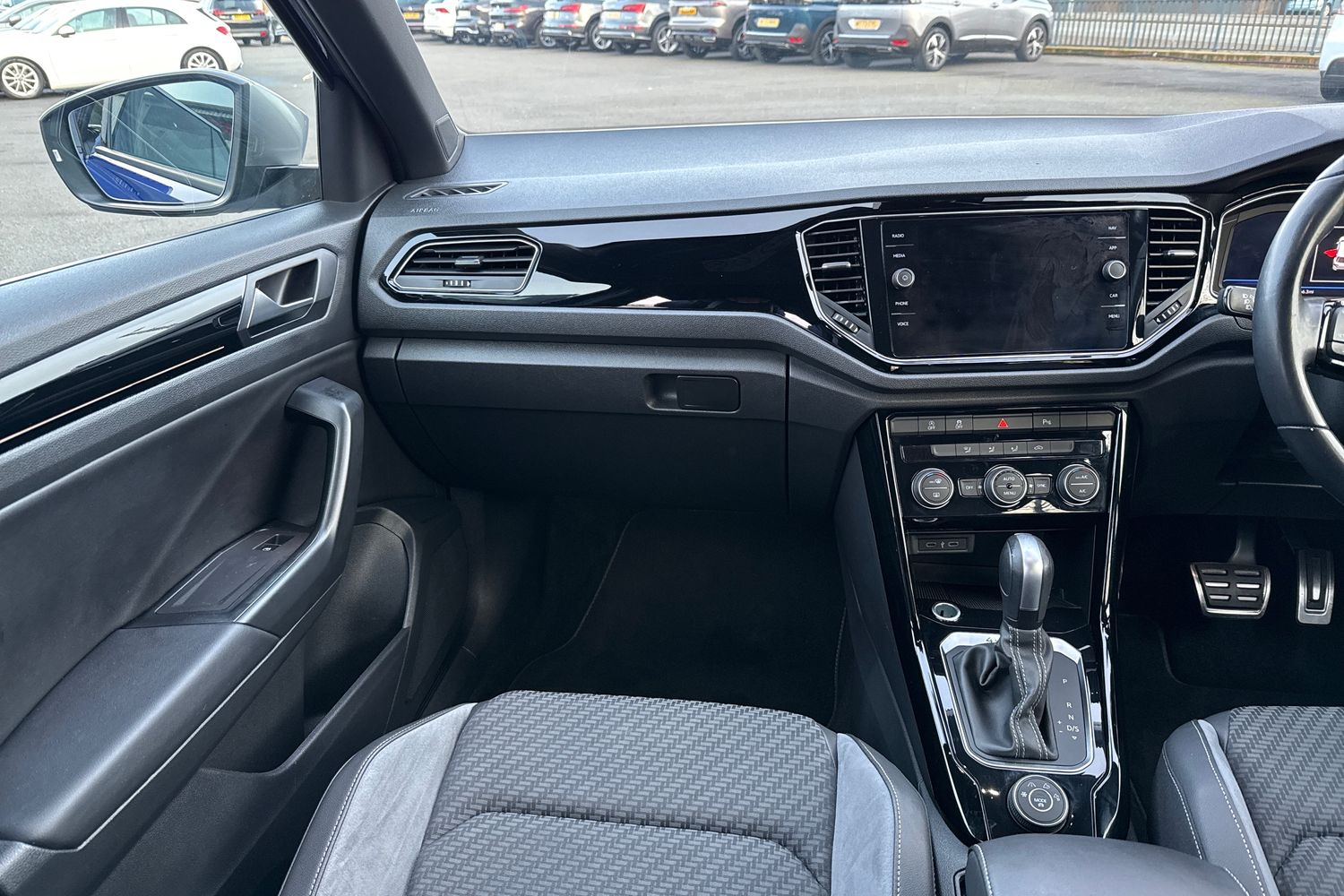 Used Volkswagen T-Roc 2021 for sale - 77589403: Photo 20