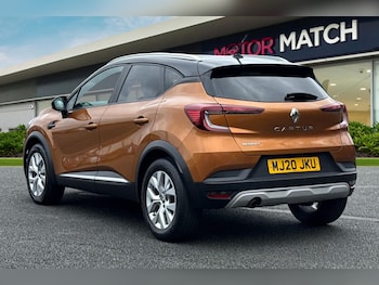 Used Renault Captur 2020 for sale - 77649477: Photo
