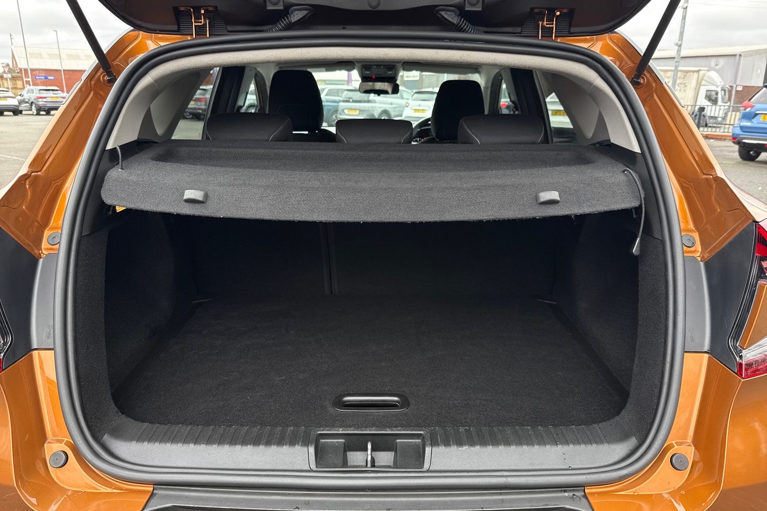 Used Renault Captur 2020 for sale - 77649477: Photo 7