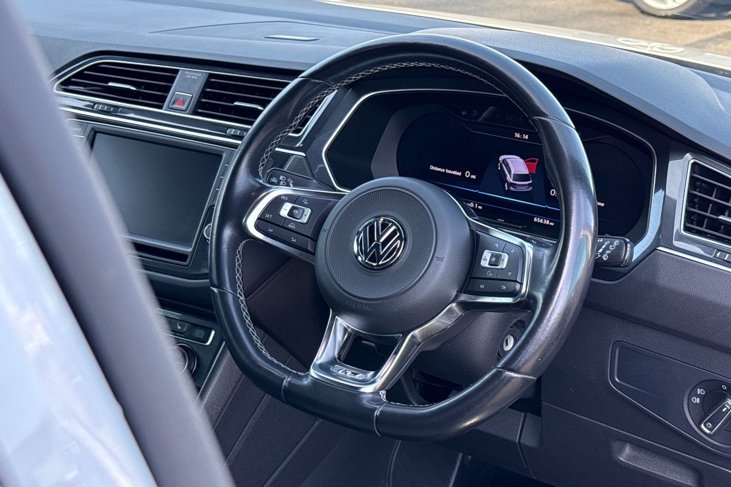 Used Volkswagen Tiguan 2017 for sale - 78155163: Photo 33