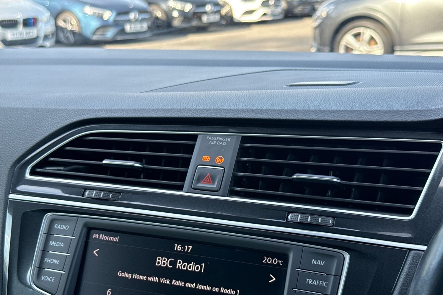 Used Volkswagen Tiguan 2017 for sale - 78155163: Photo 41